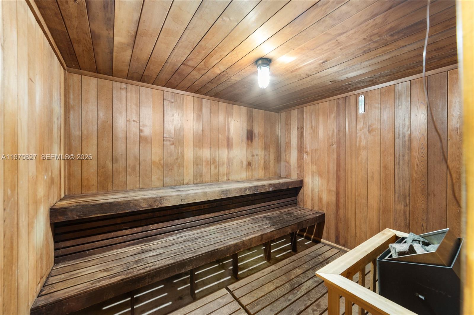 RAINBERRY BAY - Residential