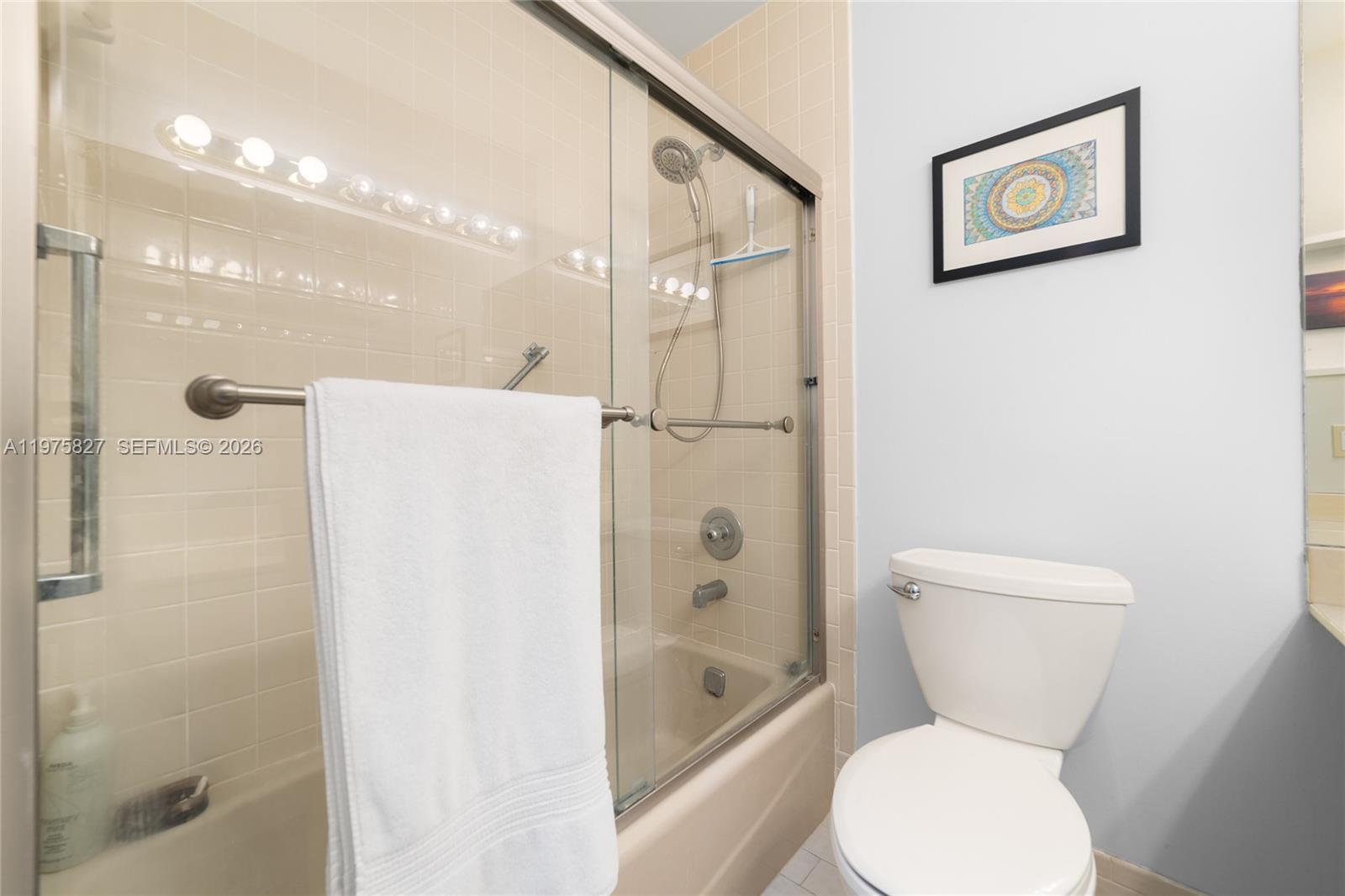 RAINBERRY BAY - Residential