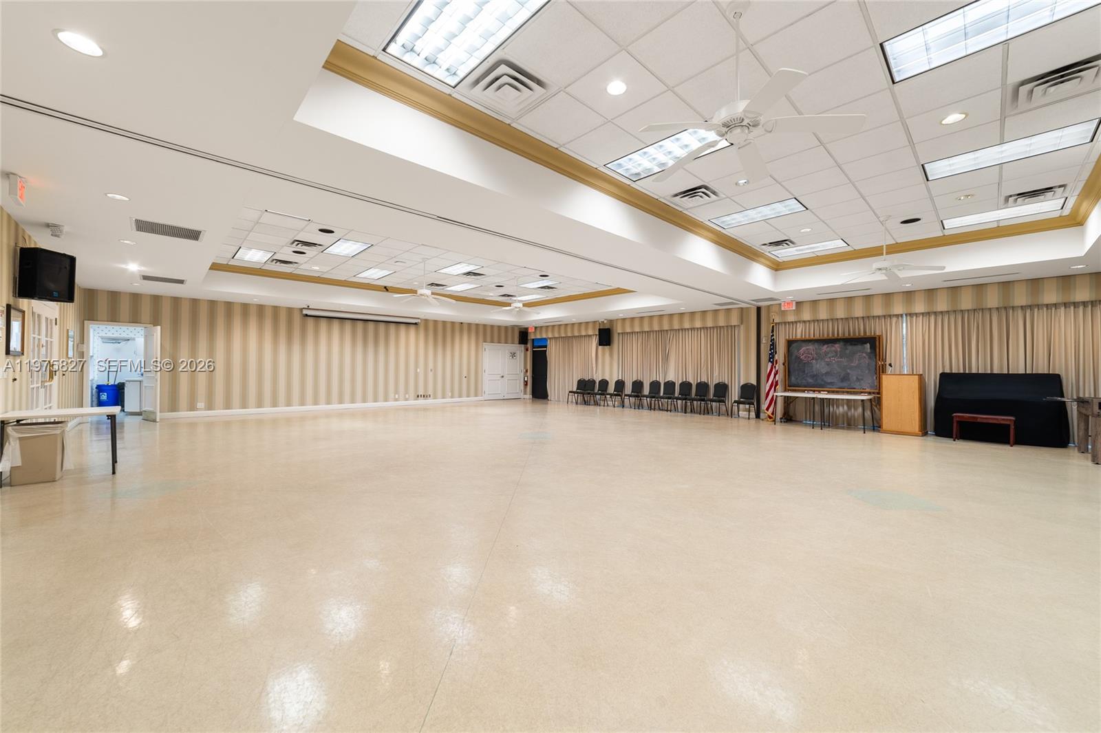 RAINBERRY BAY - Residential