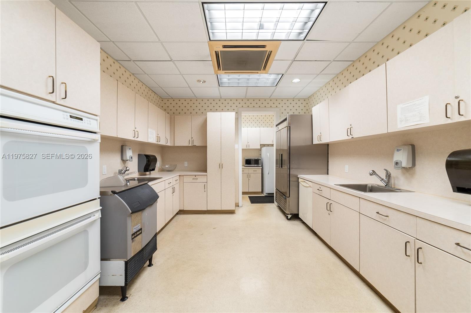 RAINBERRY BAY - Residential