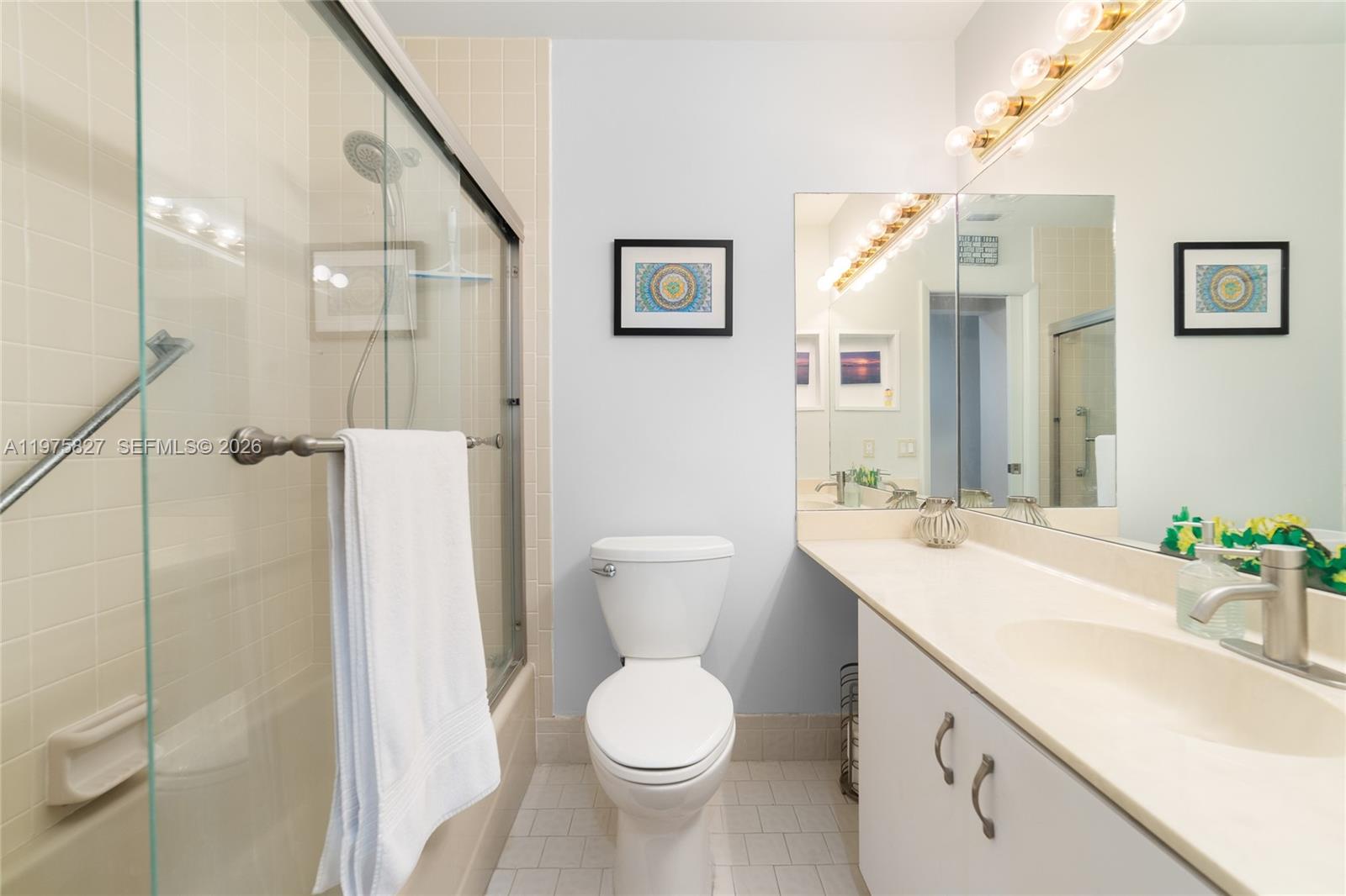 RAINBERRY BAY - Residential