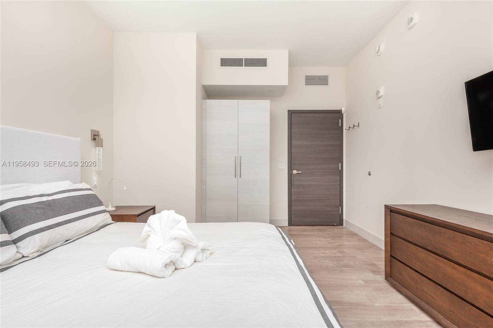 Costa Hollywood Condo - Residential