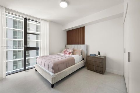 Tiny photo for 700 NE 24th St #3201, Miami, FL 33137 (MLS # A12005959)