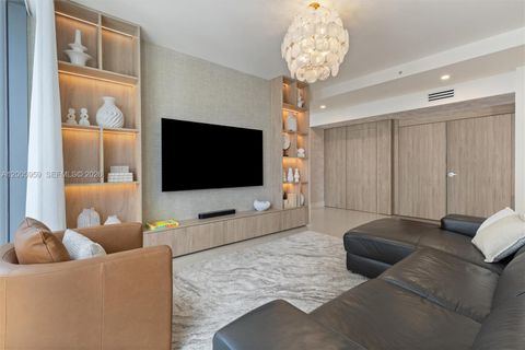 Tiny photo for 700 NE 24th St #3201, Miami, FL 33137 (MLS # A12005959)