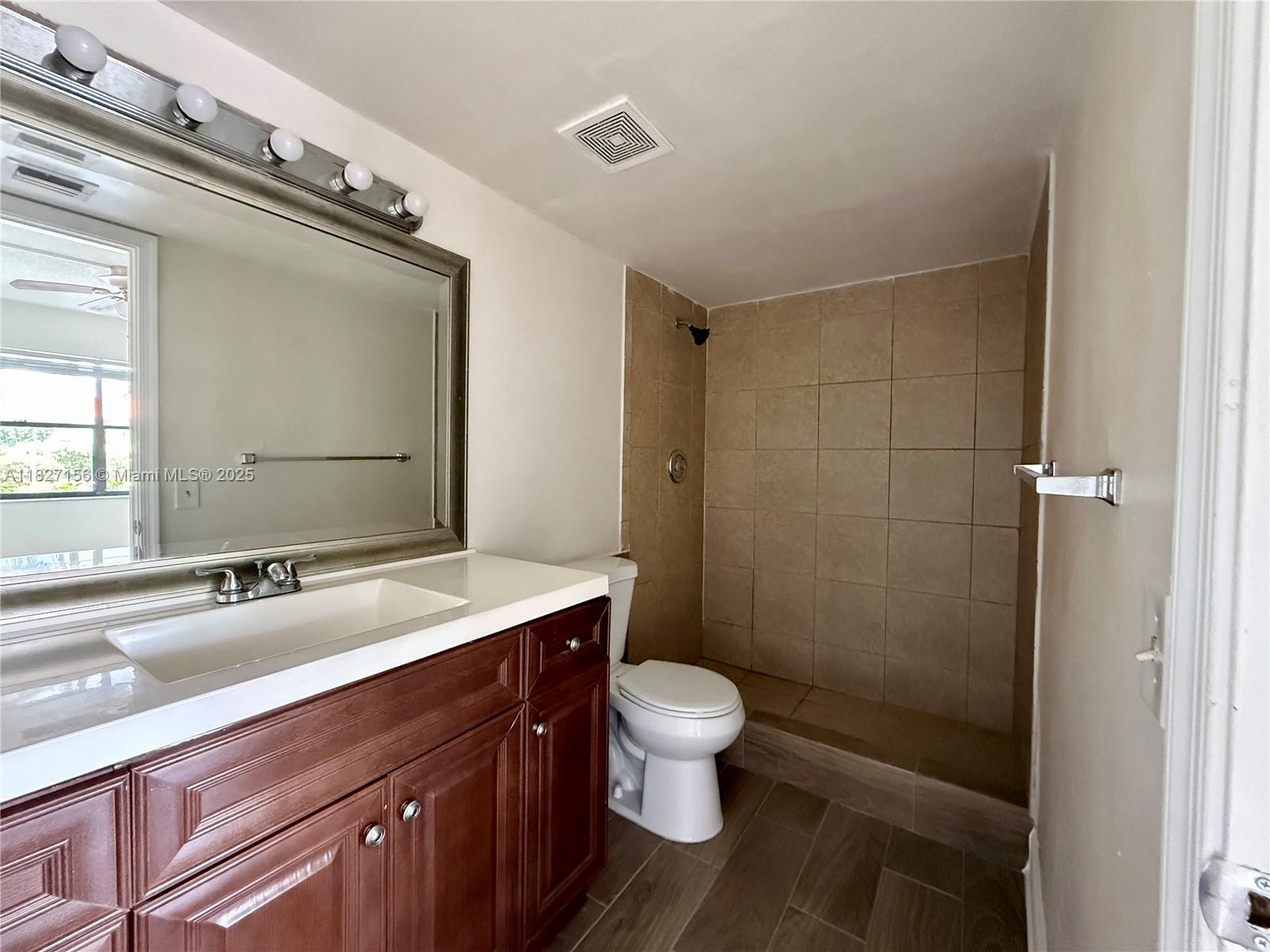 GRENADIER GARDENS - Residential Lease