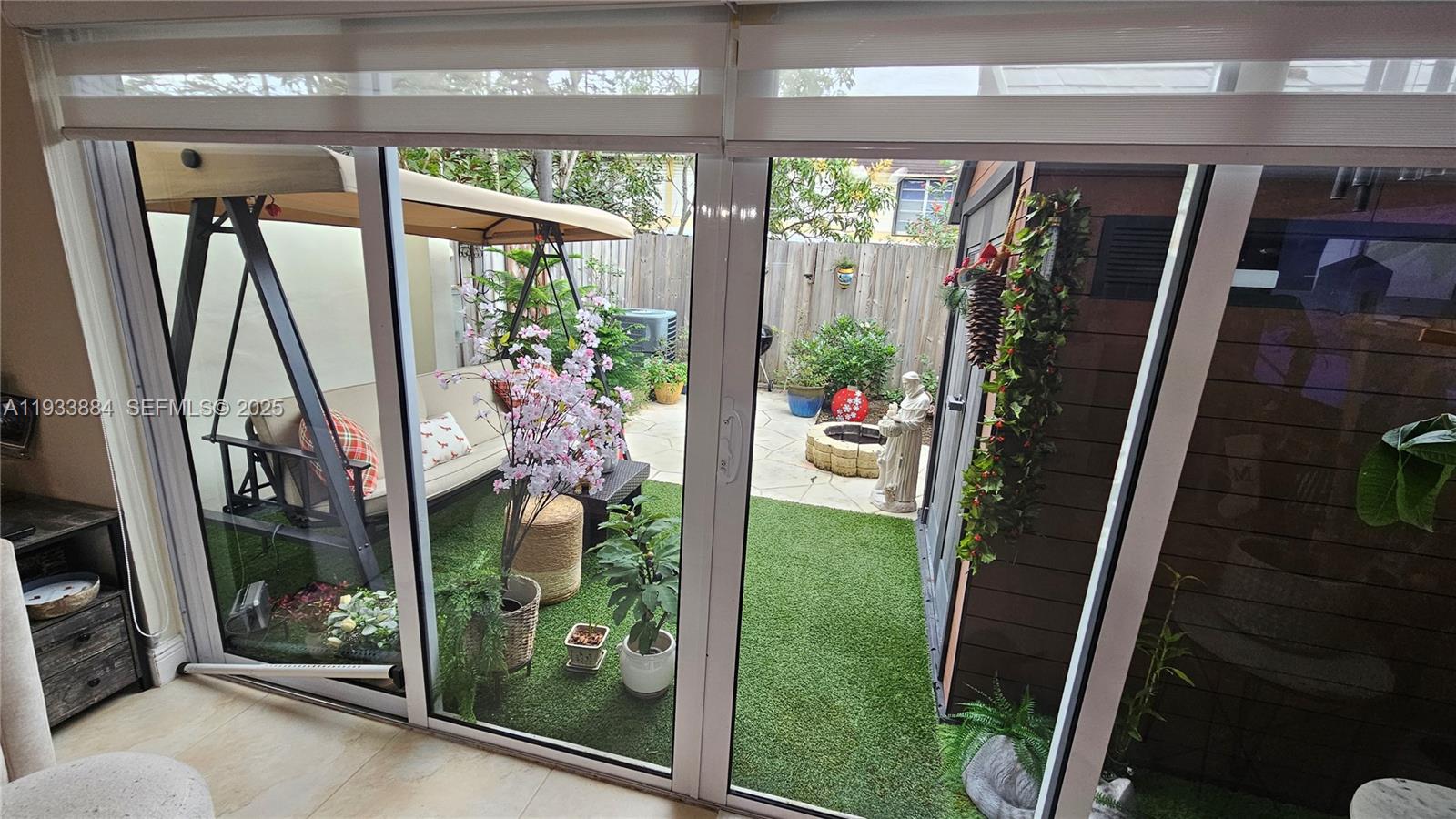 HOLLYWOOD GARDENS CONDOMI - Residential