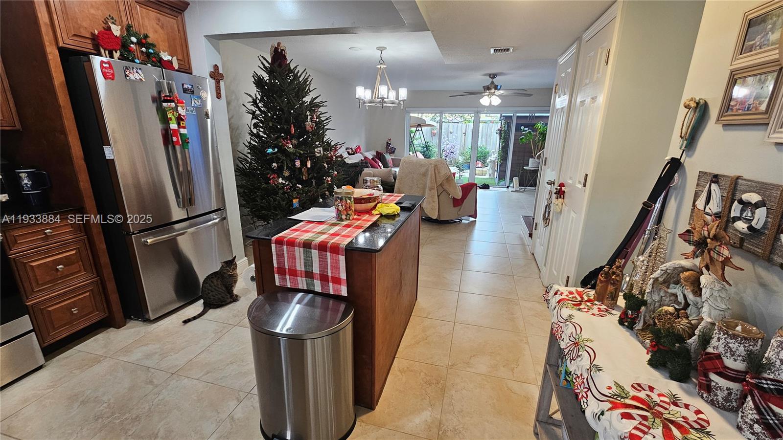 HOLLYWOOD GARDENS CONDOMI - Residential