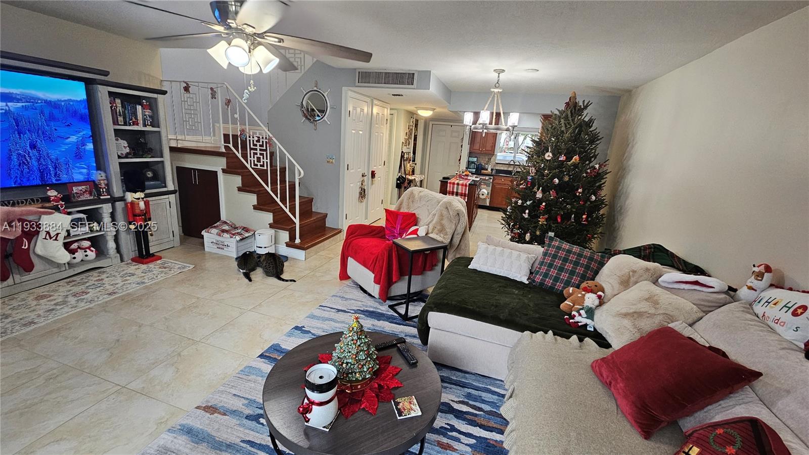 HOLLYWOOD GARDENS CONDOMI - Residential