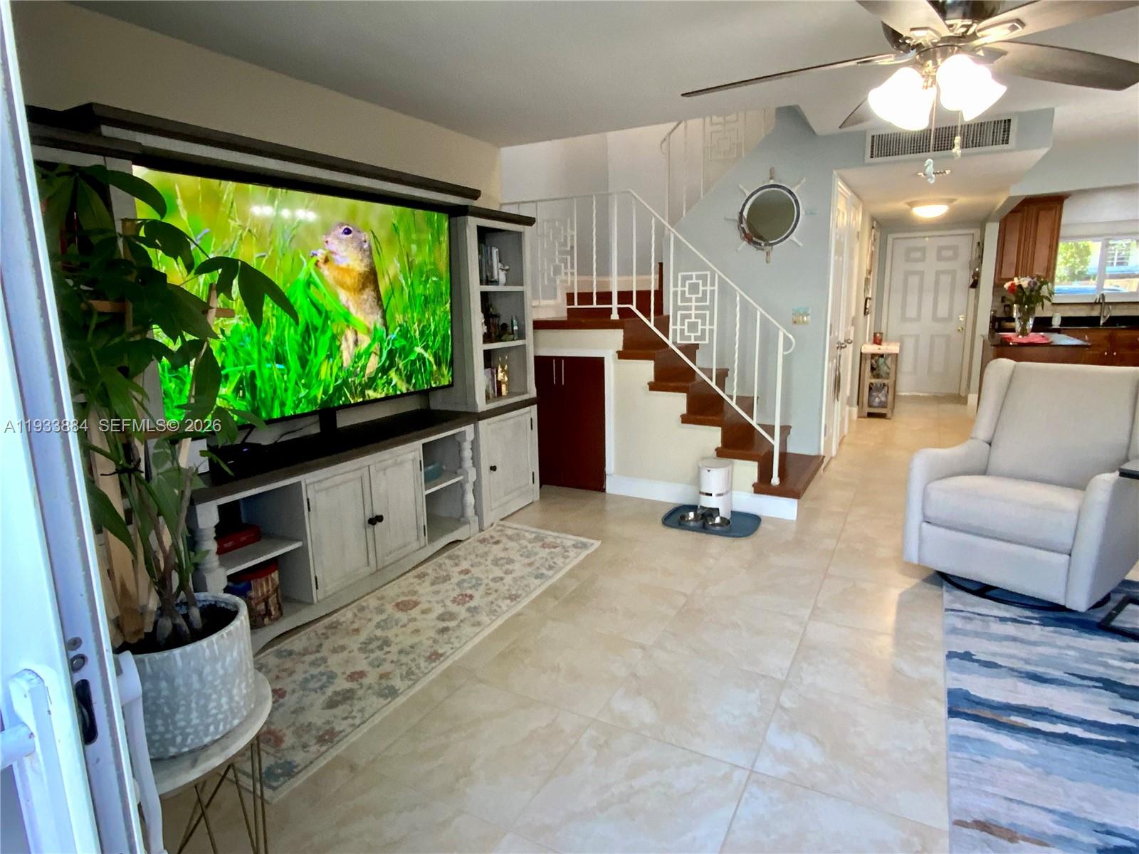 HOLLYWOOD GARDENS CONDOMI - Residential