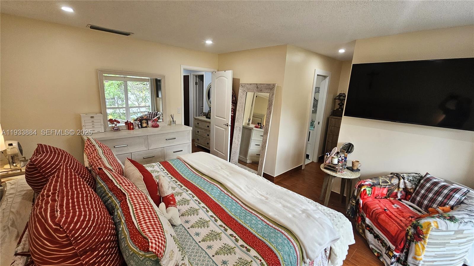 HOLLYWOOD GARDENS CONDOMI - Residential