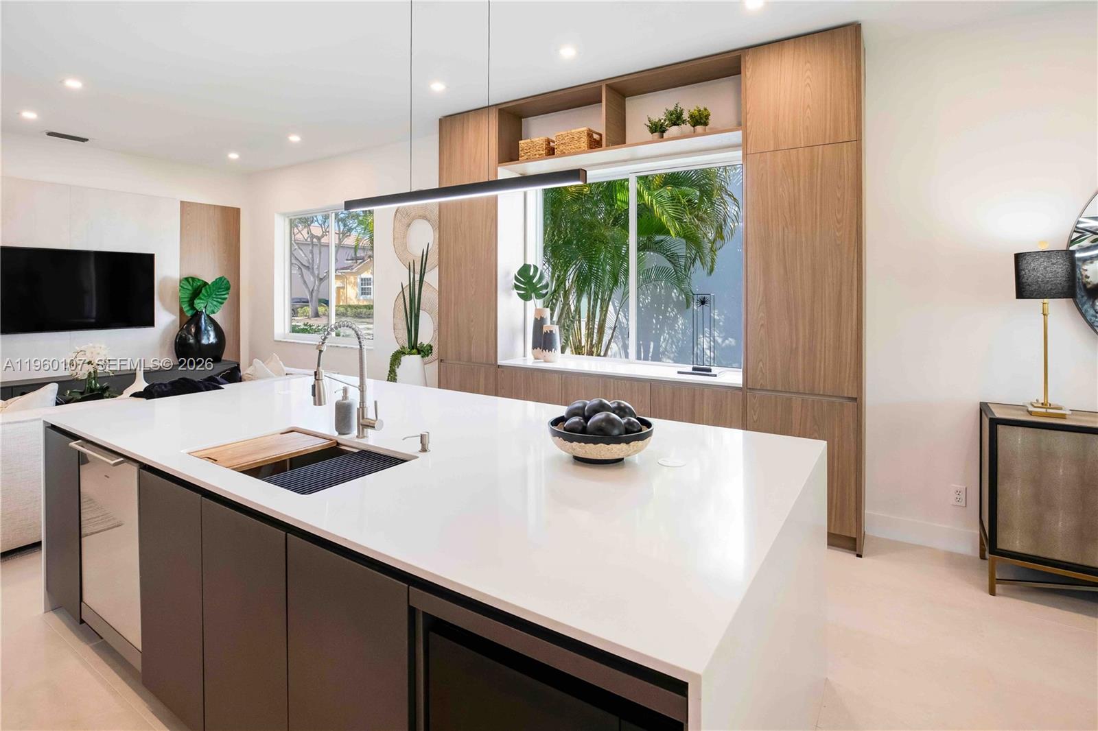 EMERALD COURTS OPAL CREEK - Residential