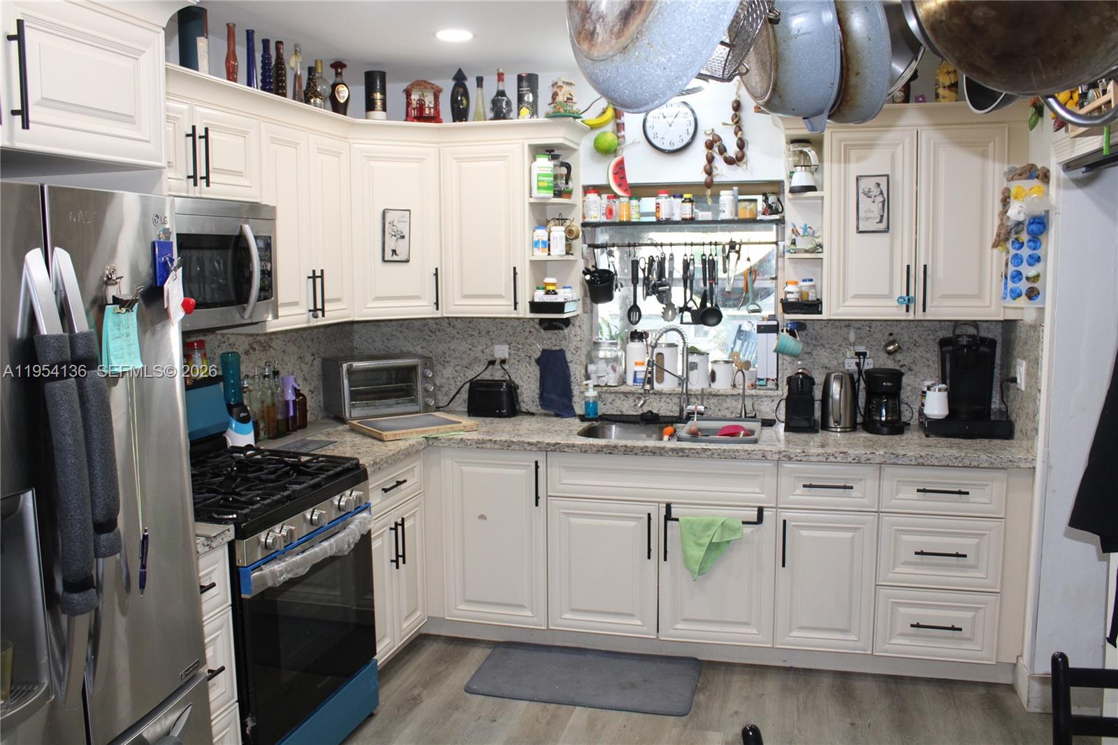 DARLINGTON MANOR - Residential