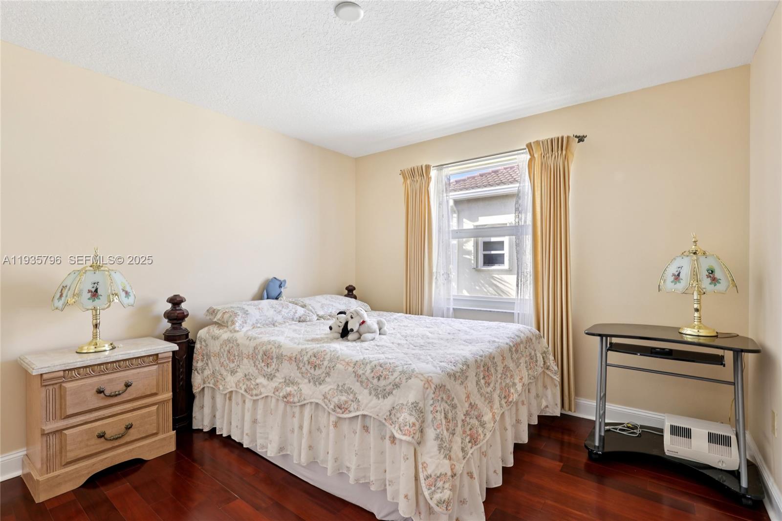 RIVIERA ISLES II - Residential