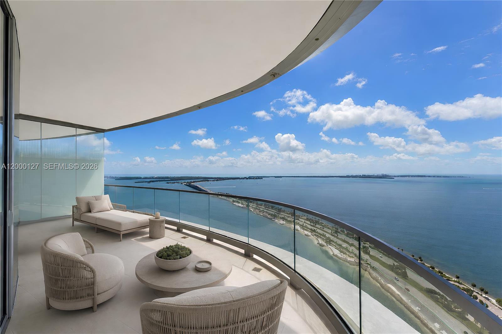 UNA RESIDENCES - Residential