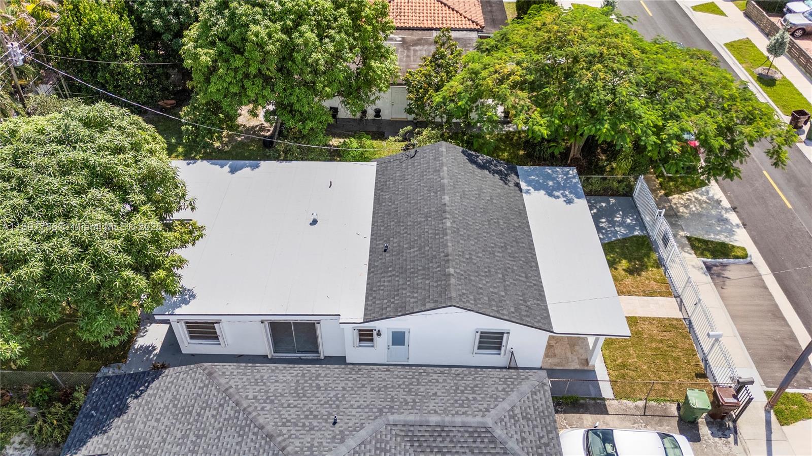 INGLESIDE PARK - Residential