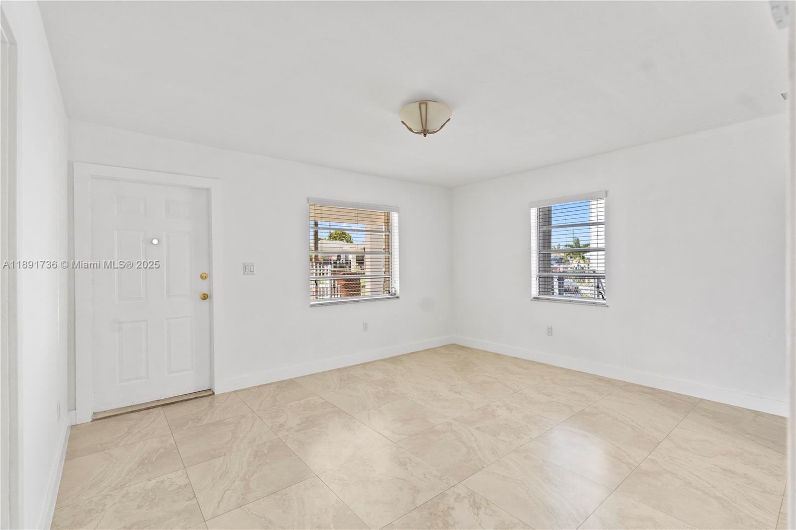 INGLESIDE PARK - Residential