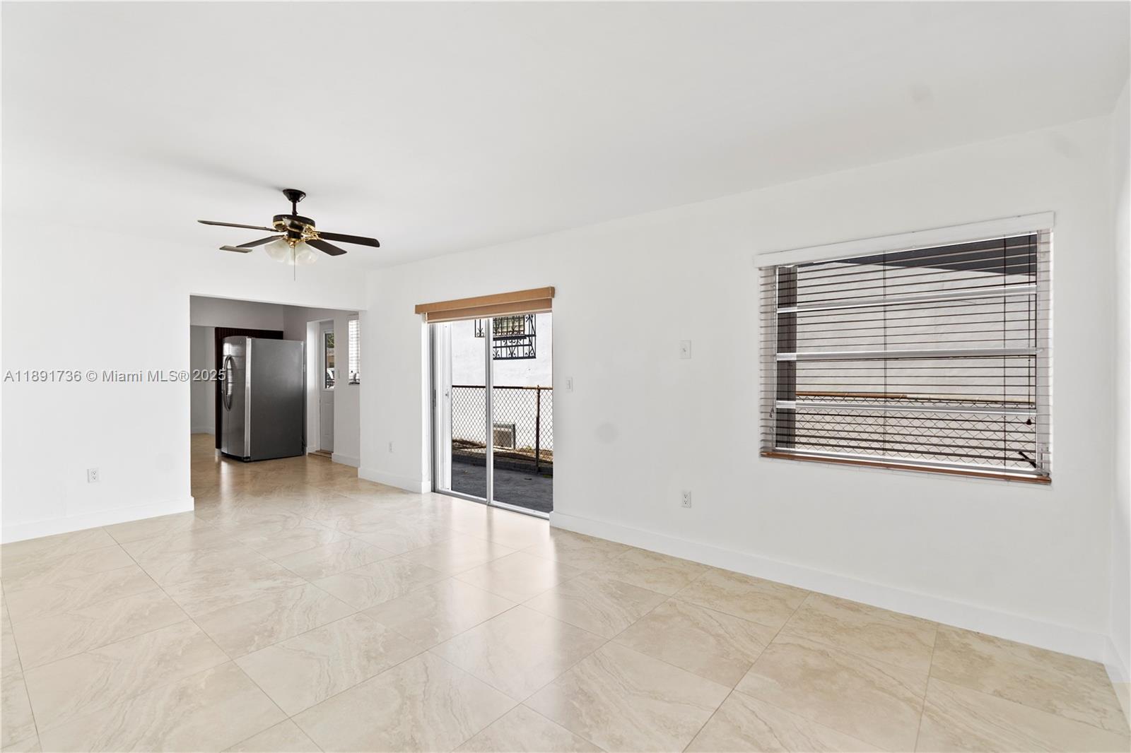 INGLESIDE PARK - Residential