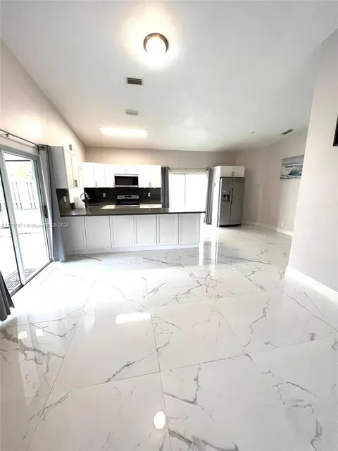 MLS: A11797451