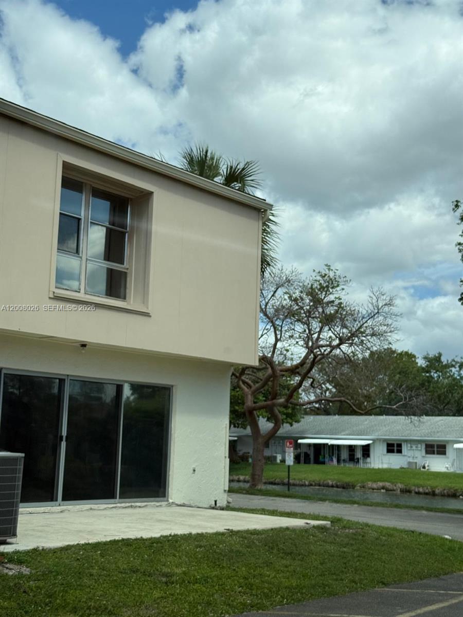 TOWNHOUSES AT JACARANDA C - Residential