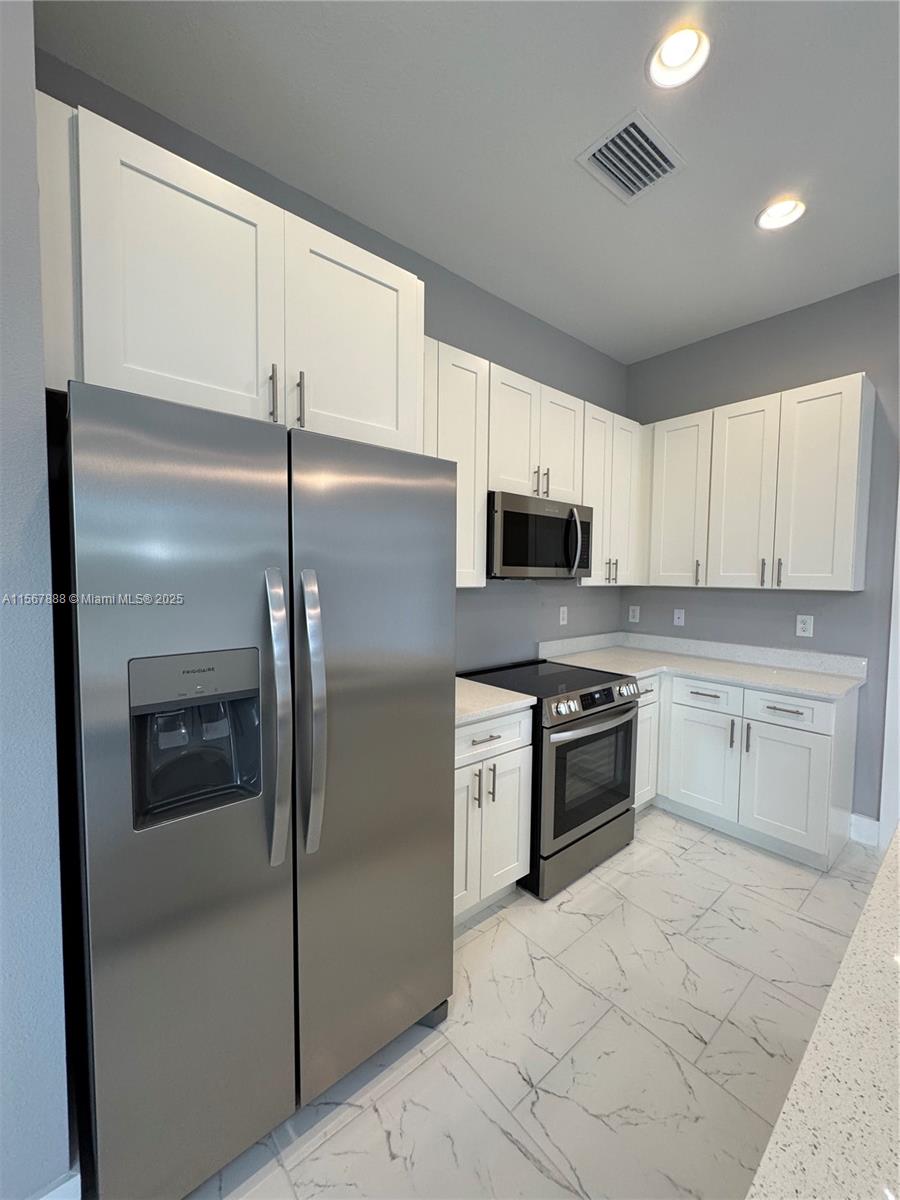 GREENBRIAR - Residential