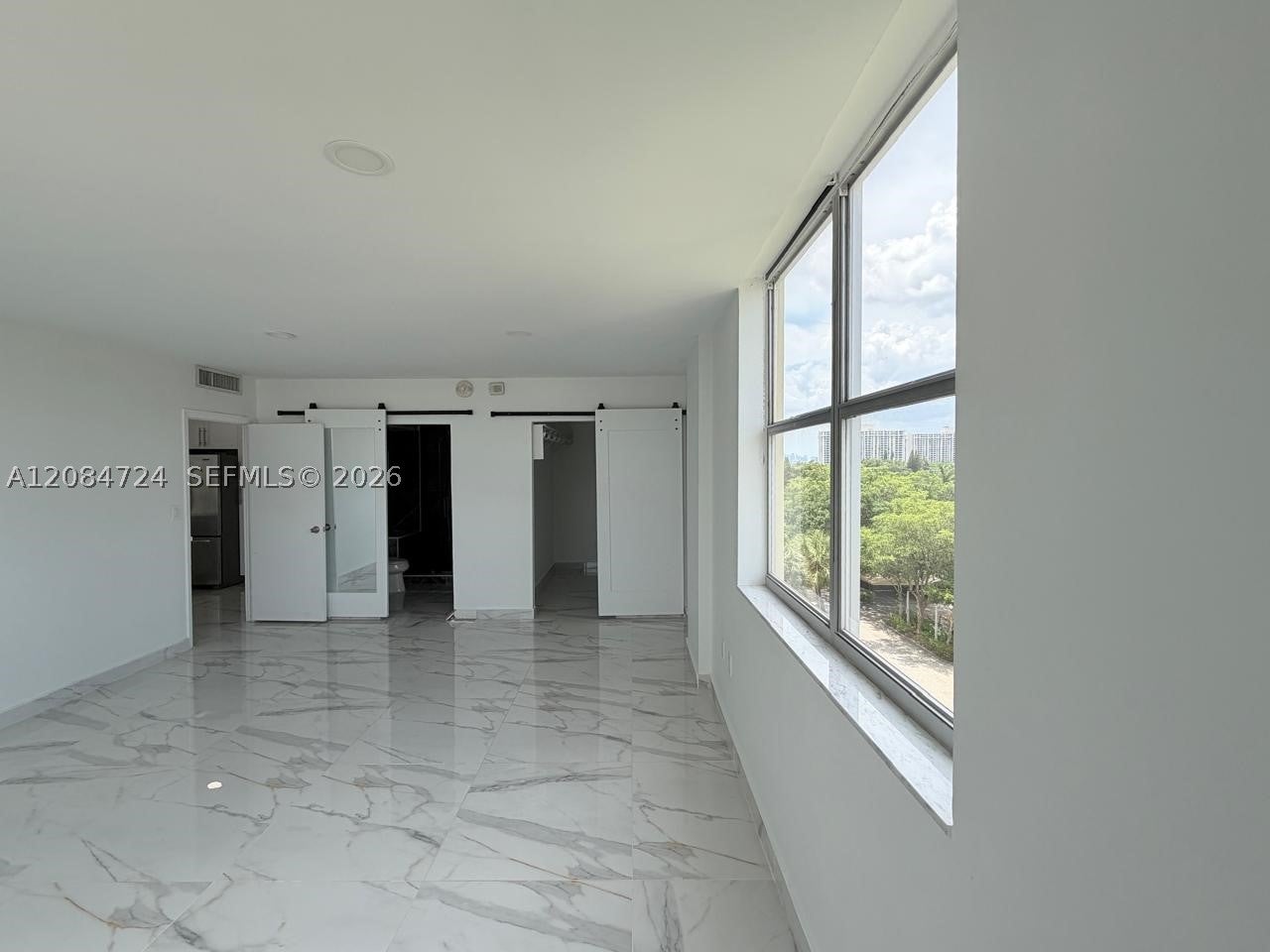 11111 Biscayne Blvd 6E