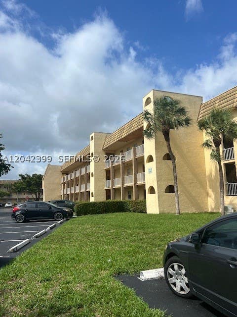 Tiny photo for 8285 Sunrise Lakes Blvd #106, Sunrise, FL 33322 (MLS # A12042399)