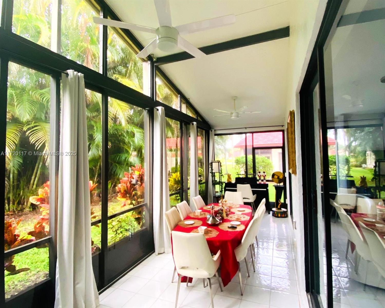 Lexington Club - Residential