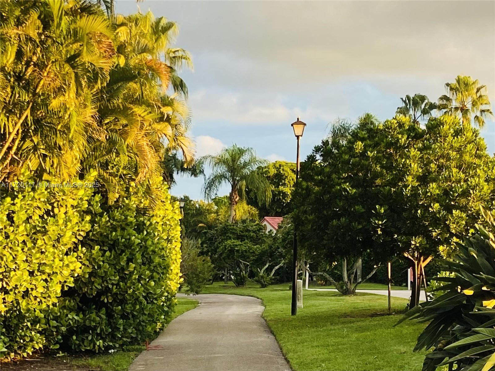 Lexington Club - Residential
