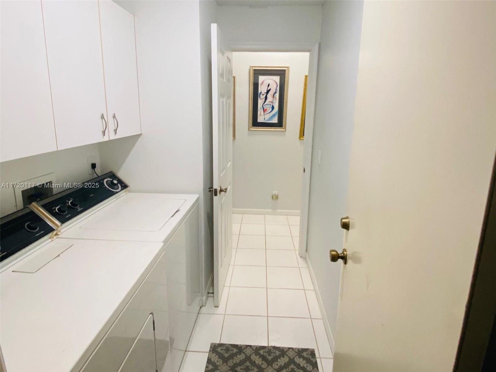 Lexington Club - Residential