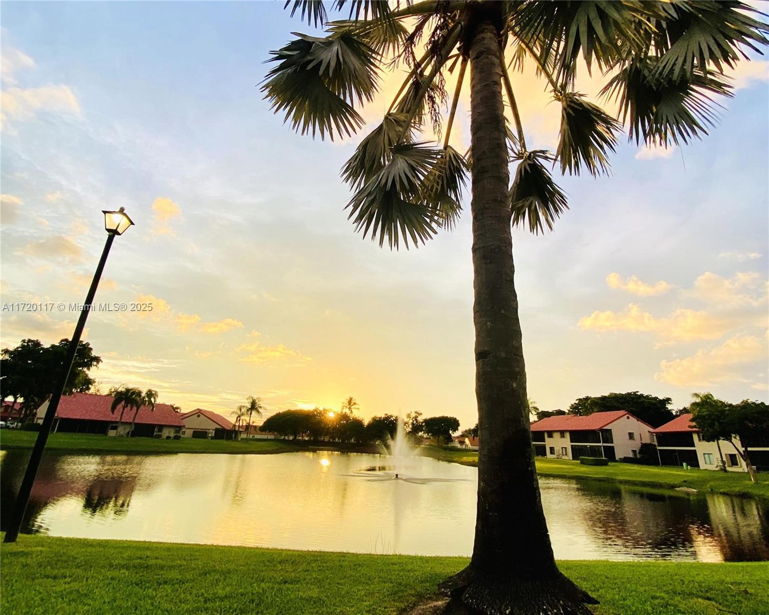 Lexington Club - Residential