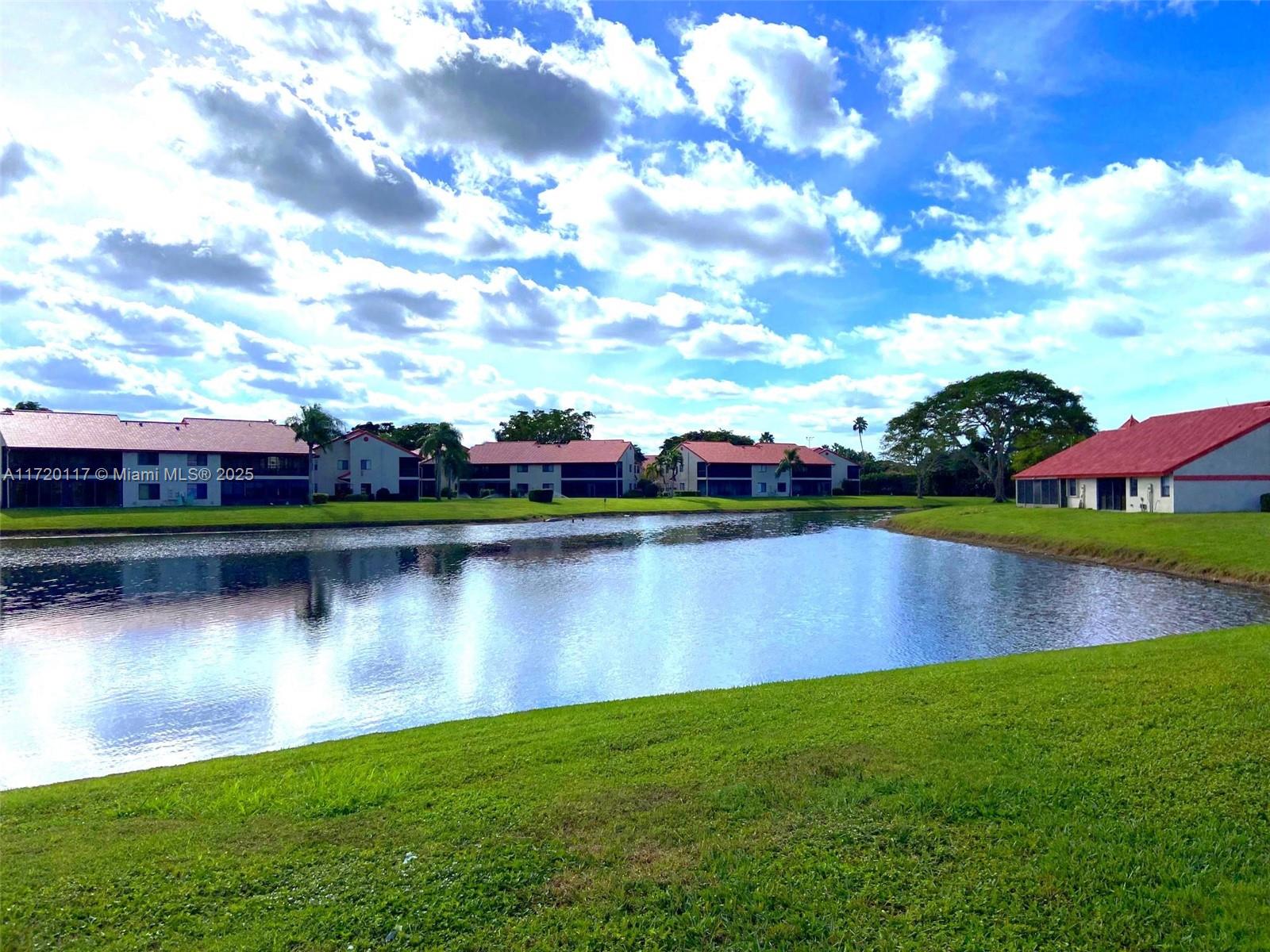 Lexington Club - Residential
