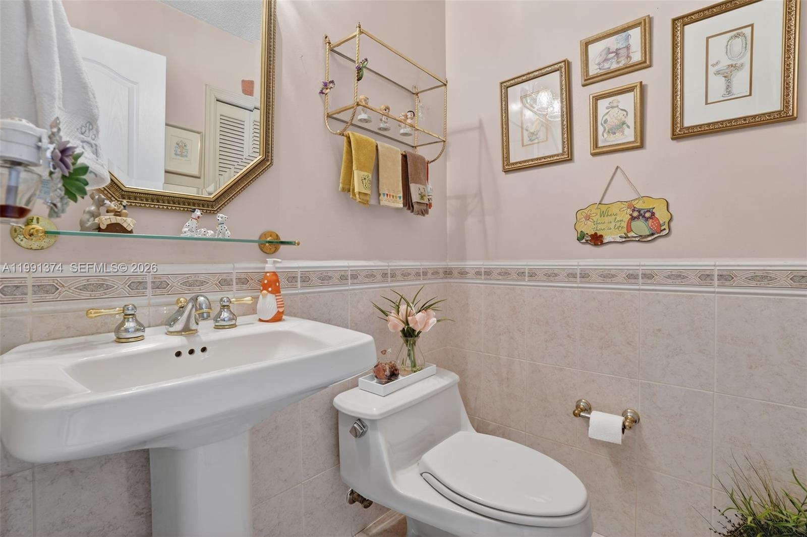 BIRD VILLAS SUB 2ND ADDN - Residential