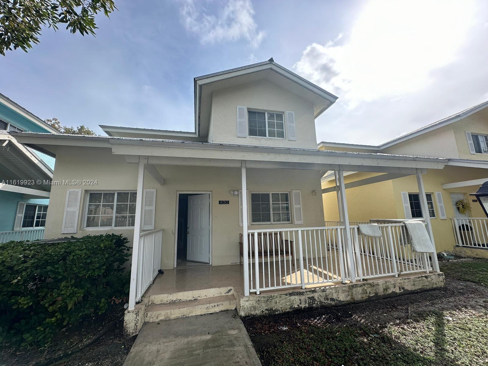 Rental Property at 430 Nw 20th St 3, Miami, Broward County, Florida - Bedrooms: 3 
Bathrooms: 3  - $3,100 MO.