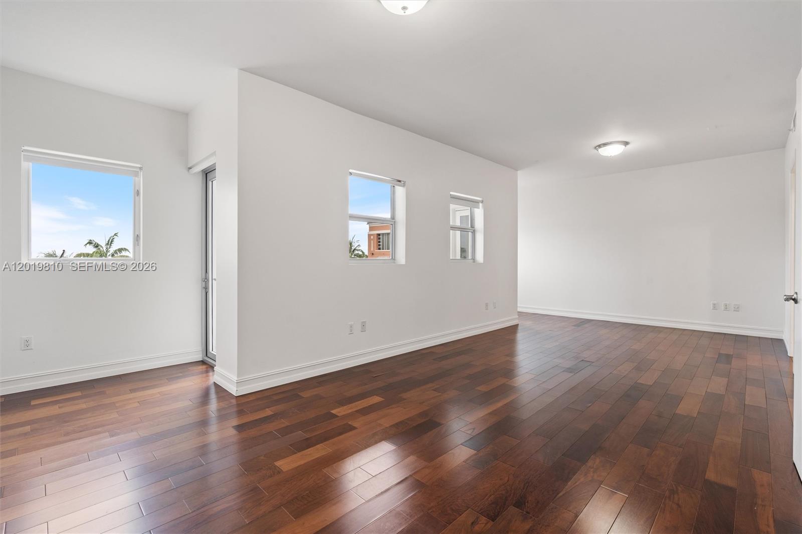 PALMETTO FIFTH AVENUE CON - Residential