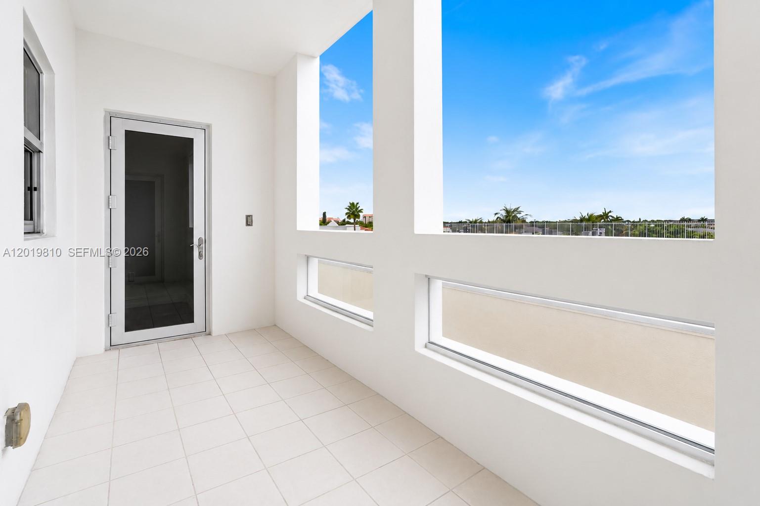 PALMETTO FIFTH AVENUE CON - Residential