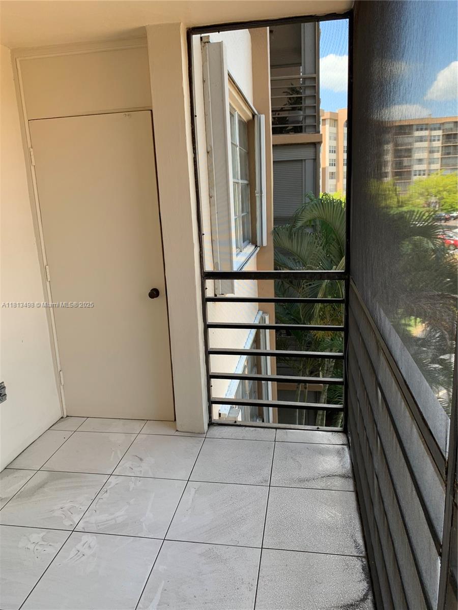 1200 Saint Charles Pl 315