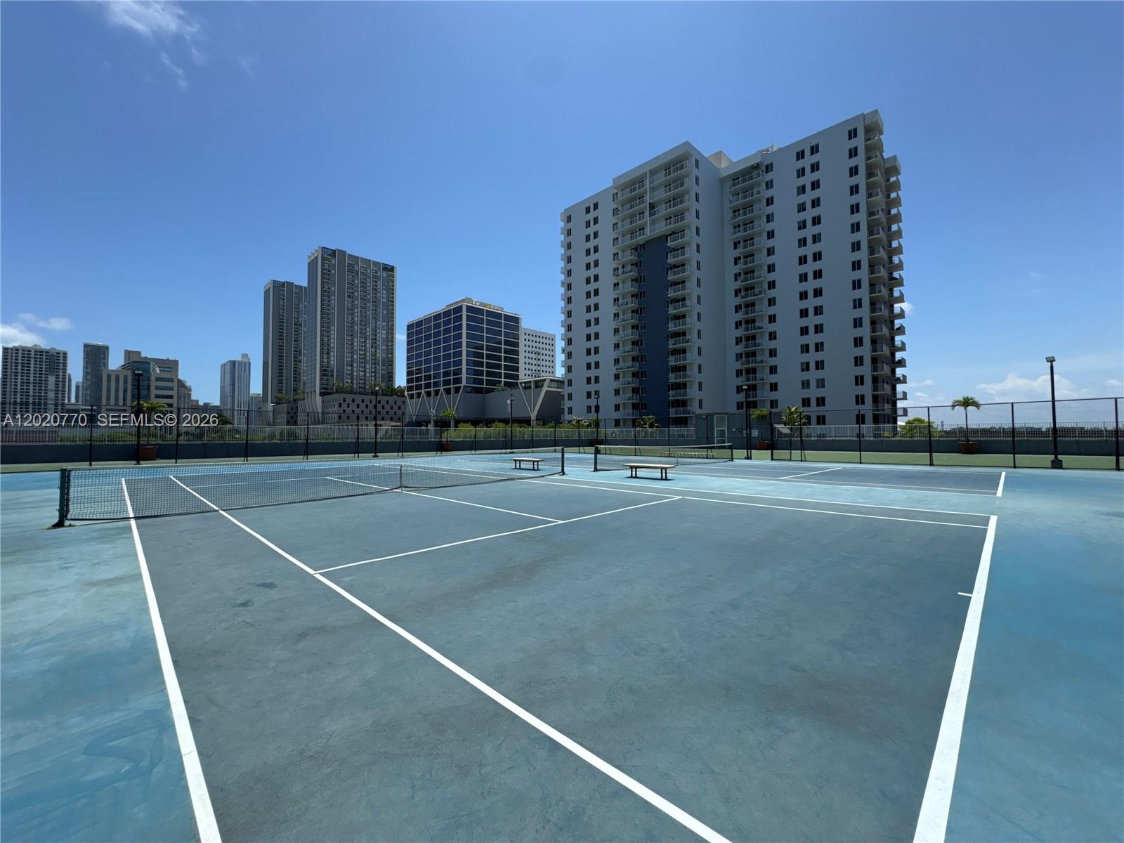 MADISON DOWNTOWN CONDO - Residential