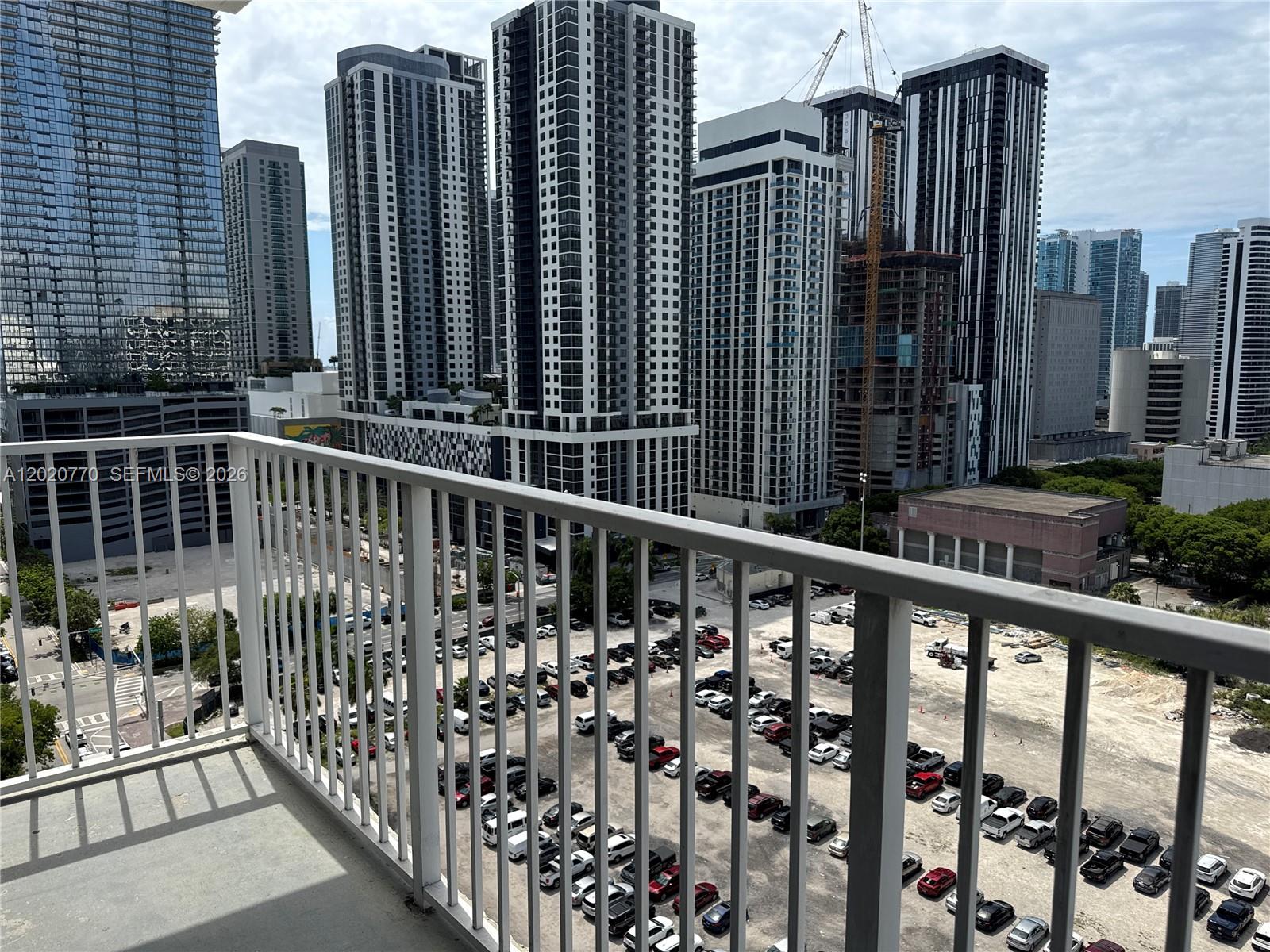 MADISON DOWNTOWN CONDO - Residential