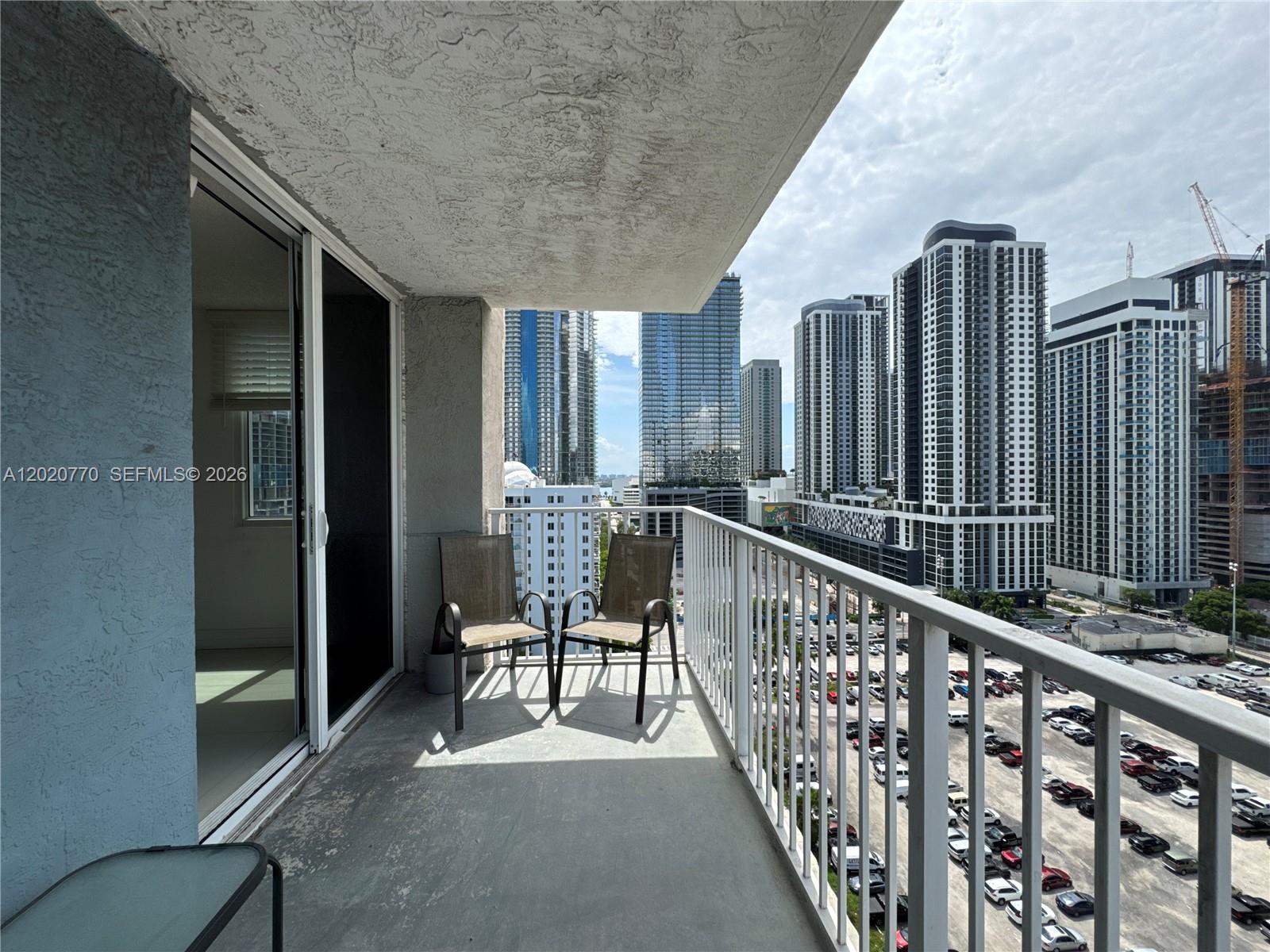 MADISON DOWNTOWN CONDO - Residential