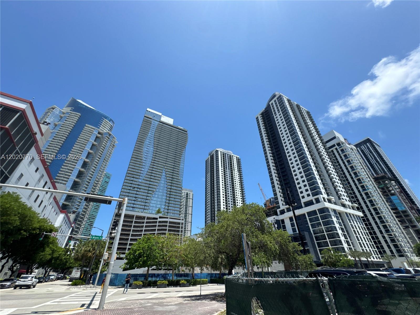 MADISON DOWNTOWN CONDO - Residential