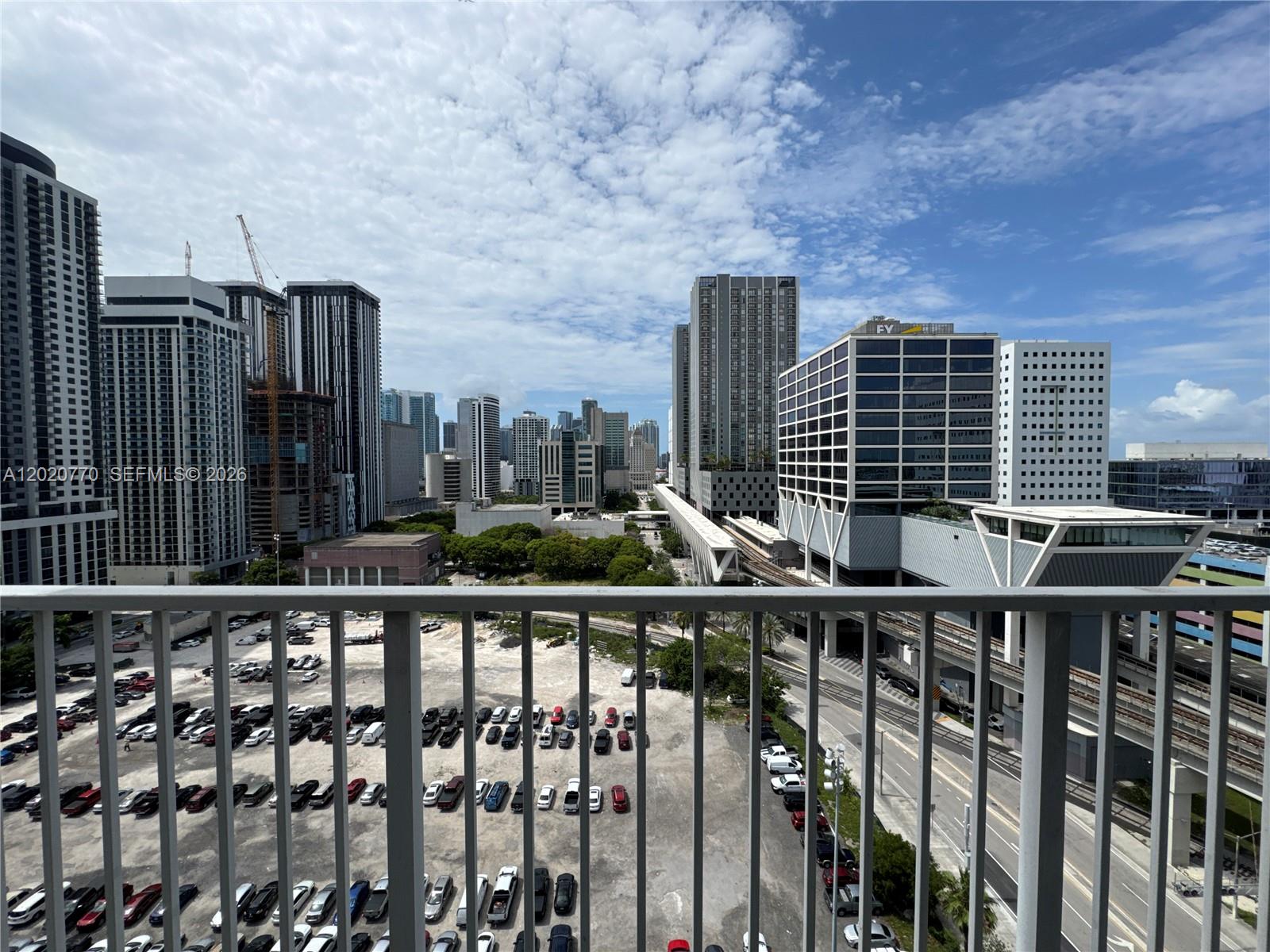 MADISON DOWNTOWN CONDO - Residential