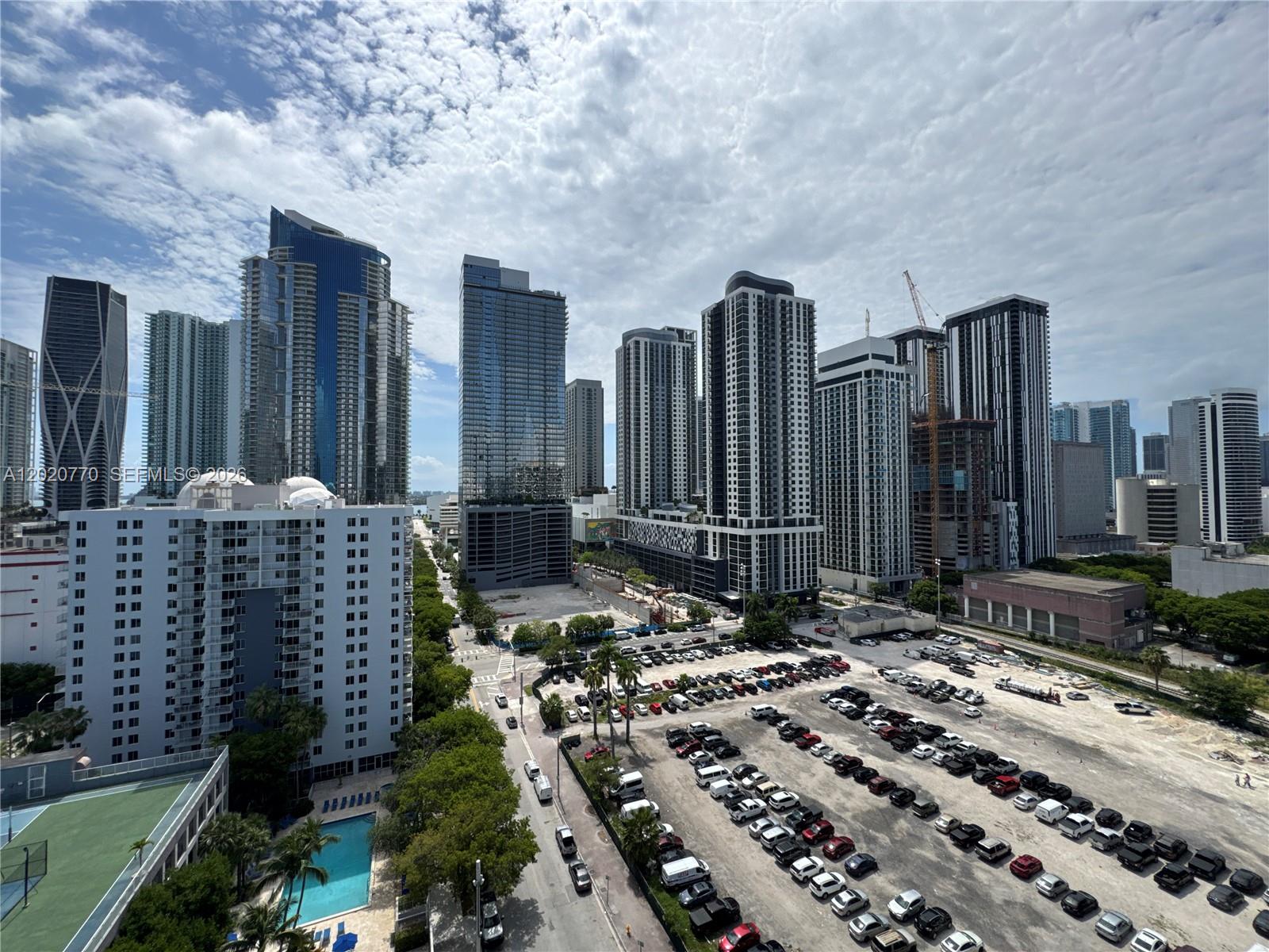 MADISON DOWNTOWN CONDO - Residential