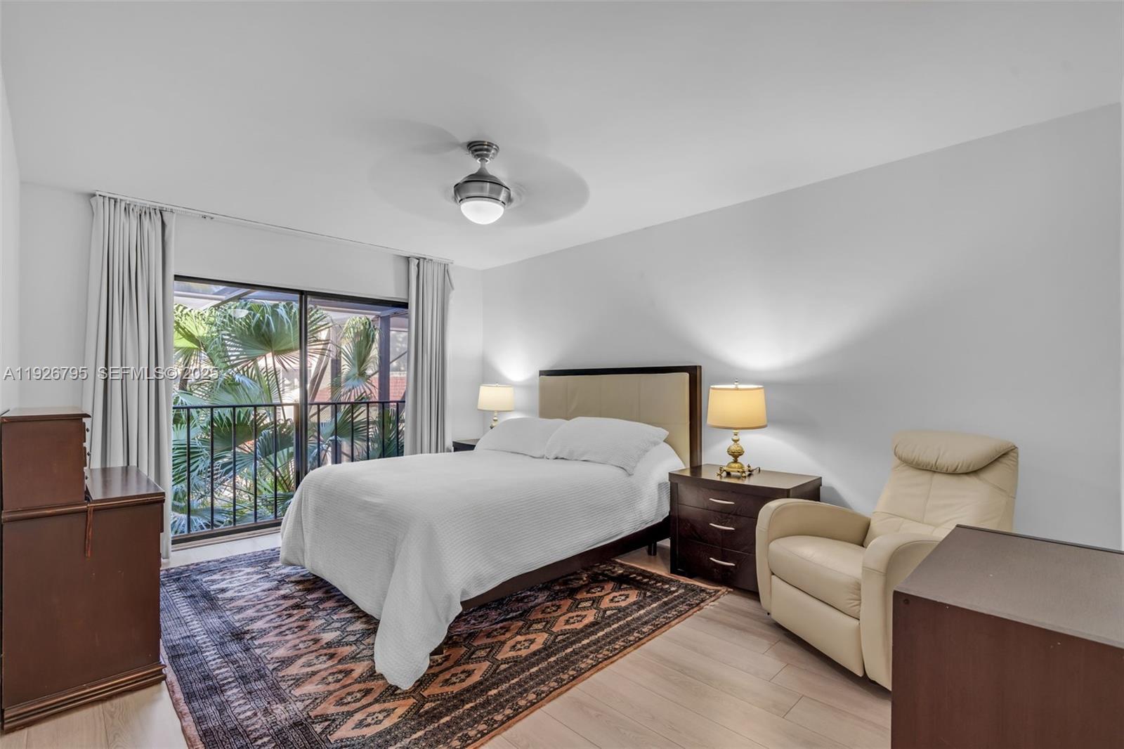 COSTA DEL SOL CONDO N - Residential