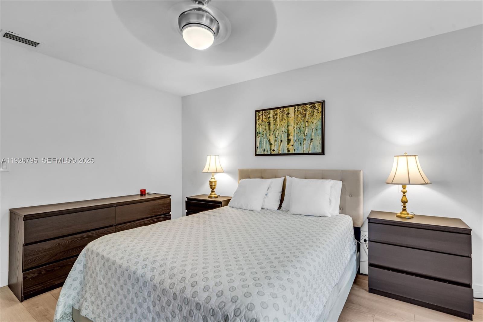 COSTA DEL SOL CONDO N - Residential