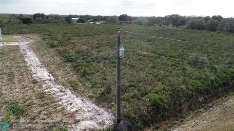 A home in Okeechobee