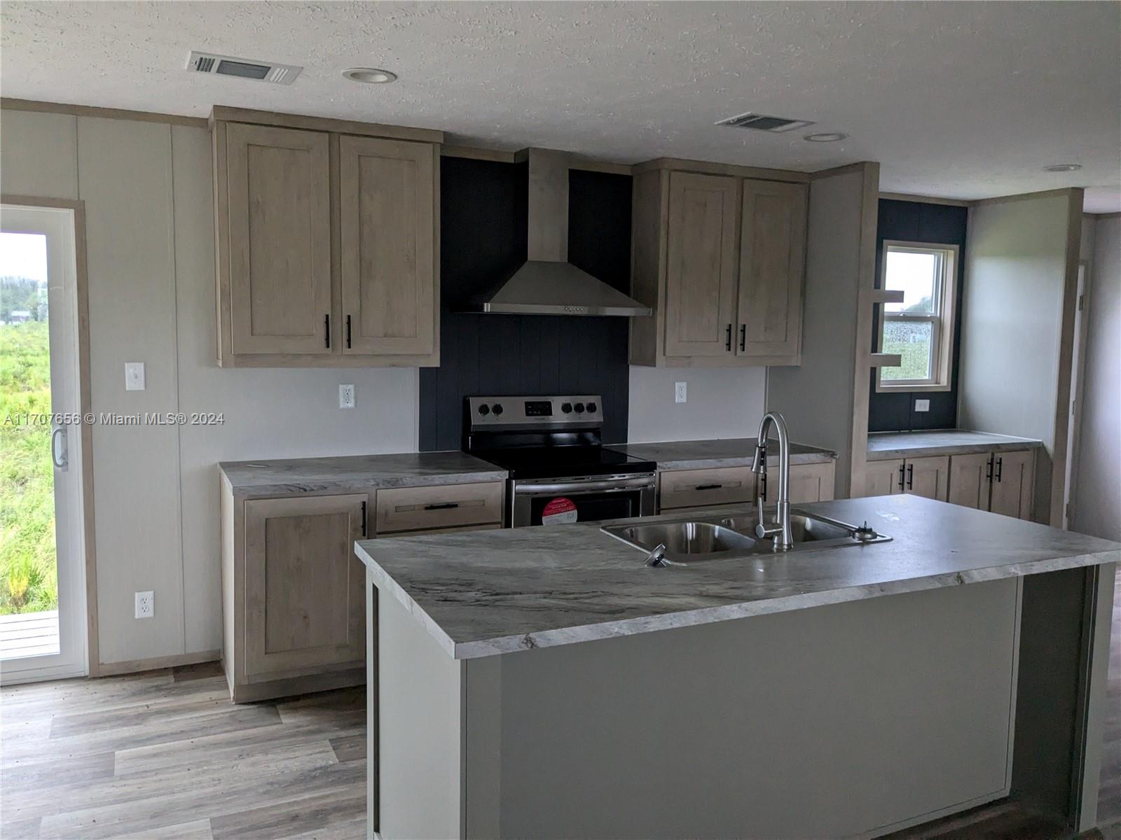 Vikings/Kissimmee Prairie - Residential