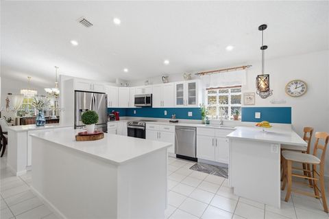 20494 SW 5th St Pembroke Pines FL 33029