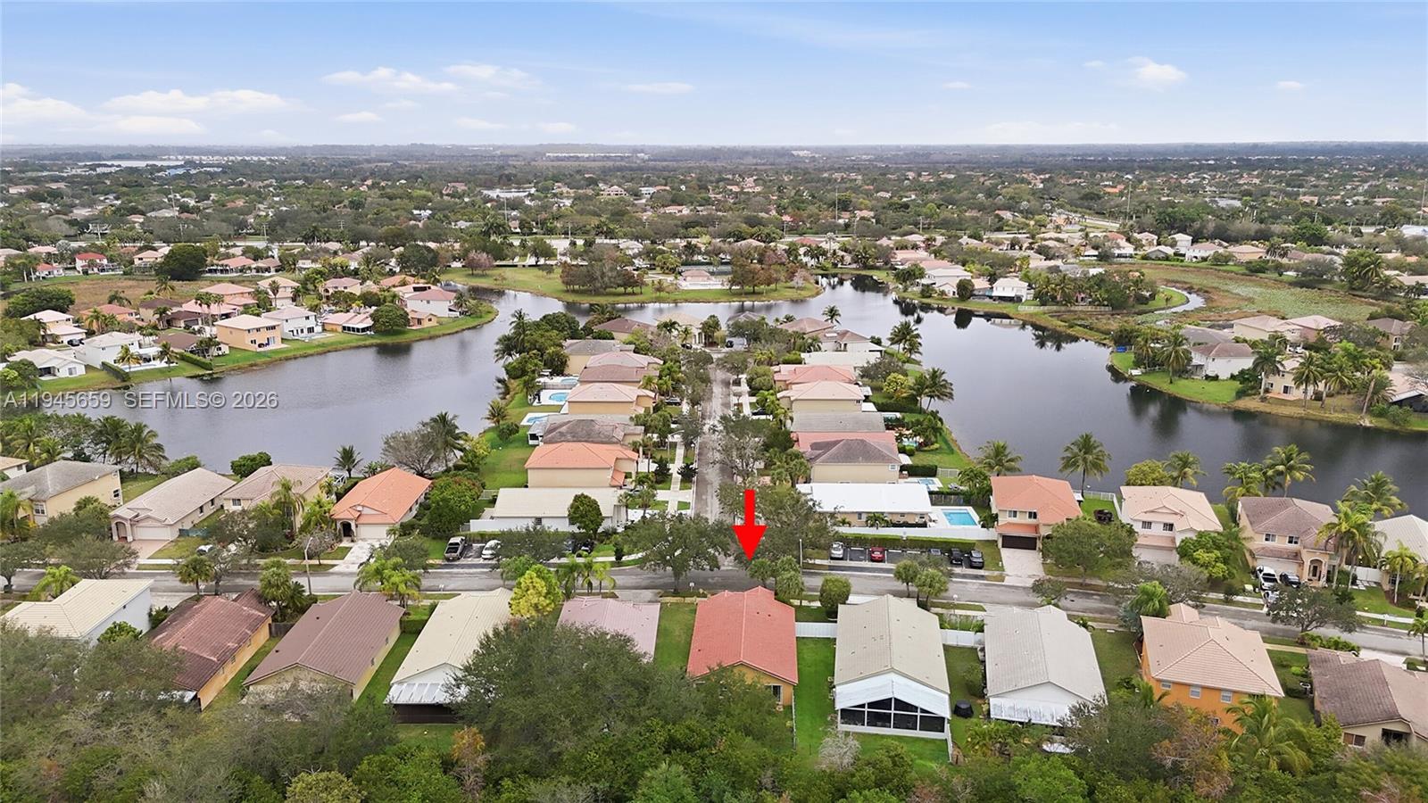 CRYSTAL POINTE - Residential