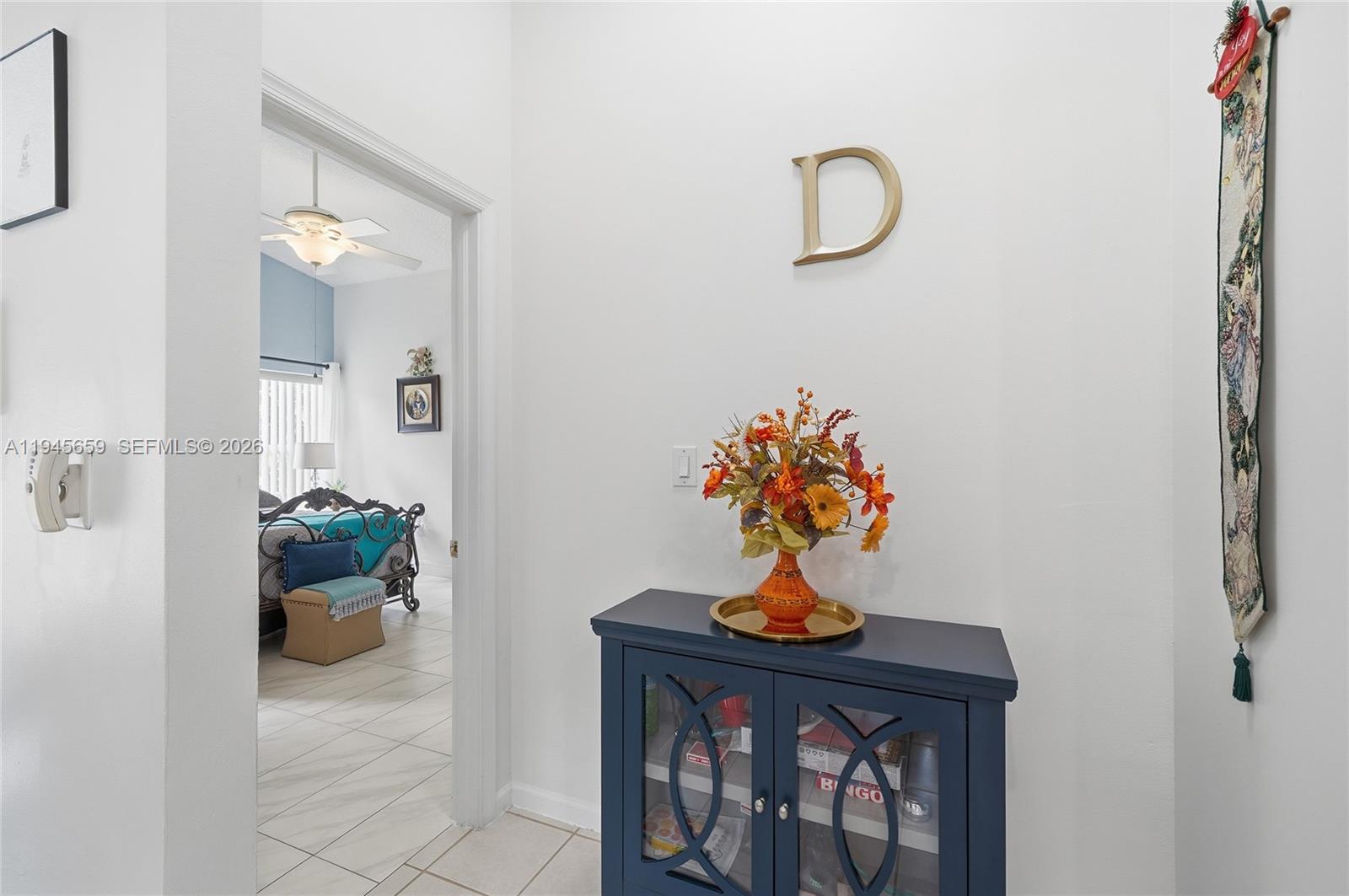 CRYSTAL POINTE - Residential