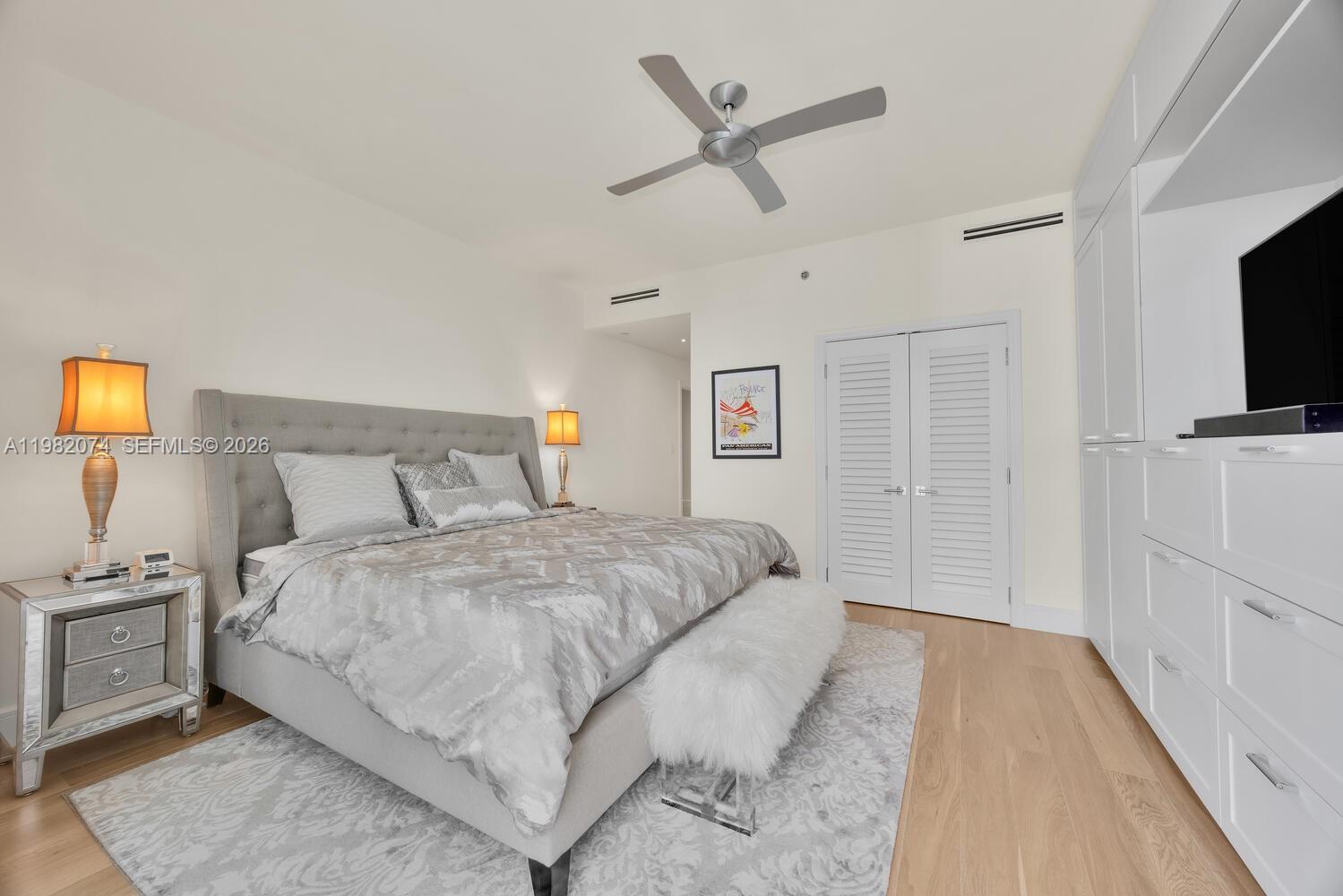 GROVE HILL TOWER CONDO - Residential Lease